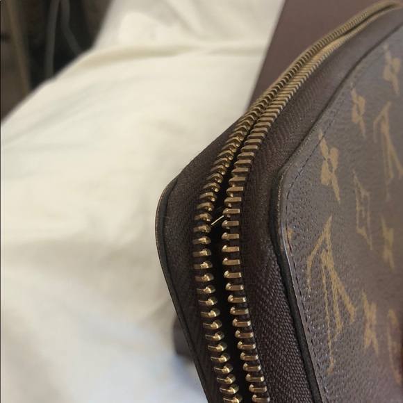 LOUIS VUITTON CLASSIC ZIPPY WALLET SOLD OUT - Picture 13 of 14